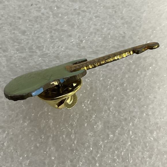 Judas Priest Teal & Gold Guitar Enamel Metal Vintage Pin Pinback GnuCollectibles - Picture 3 of 9